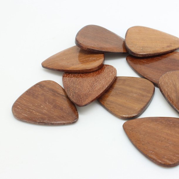 Timber Tones Cobras Saffron Guitar Pick